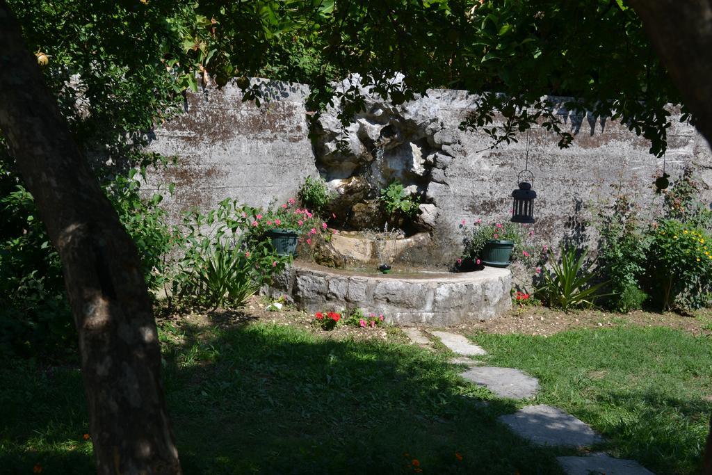 Holiday Home Bokokotorski Zaliv Luaran gambar