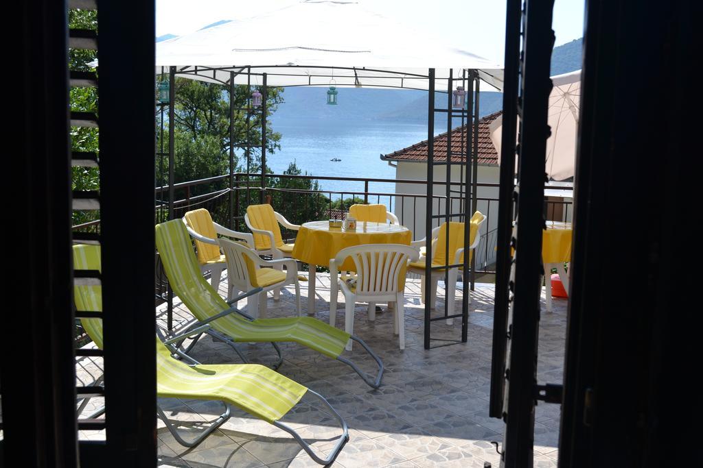 Holiday Home Bokokotorski Zaliv Luaran gambar