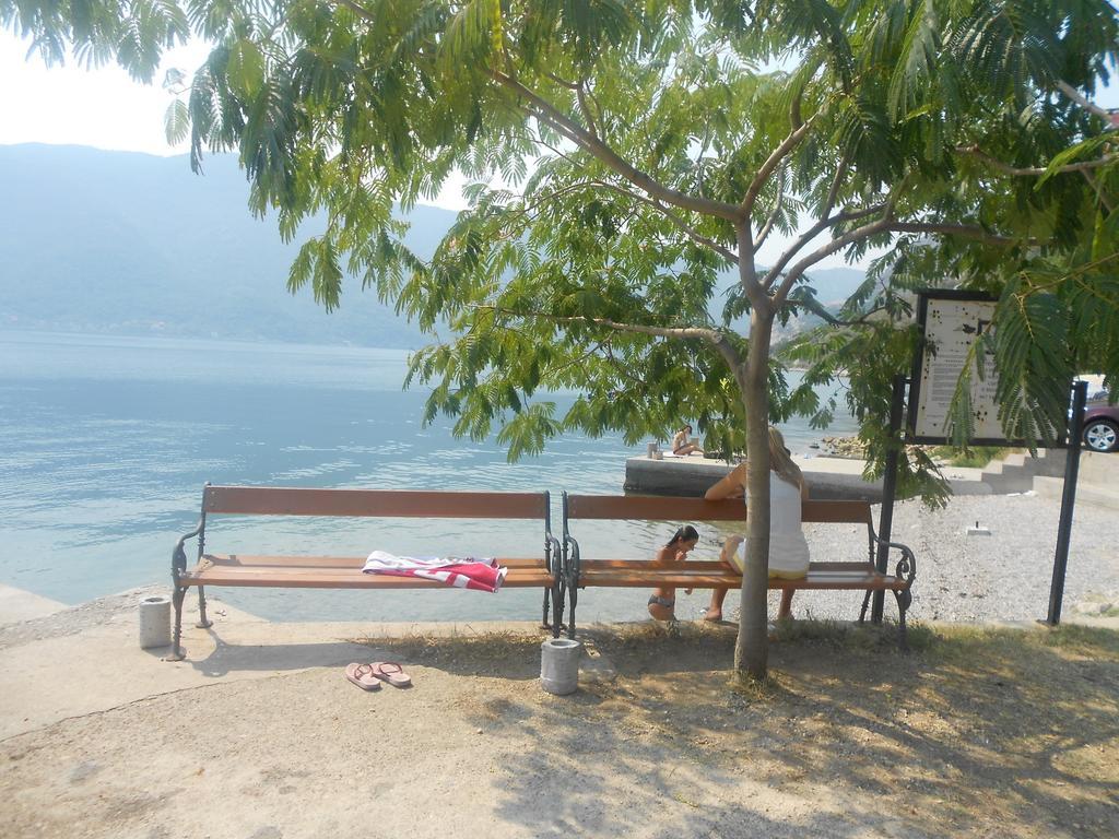Holiday Home Bokokotorski Zaliv Luaran gambar
