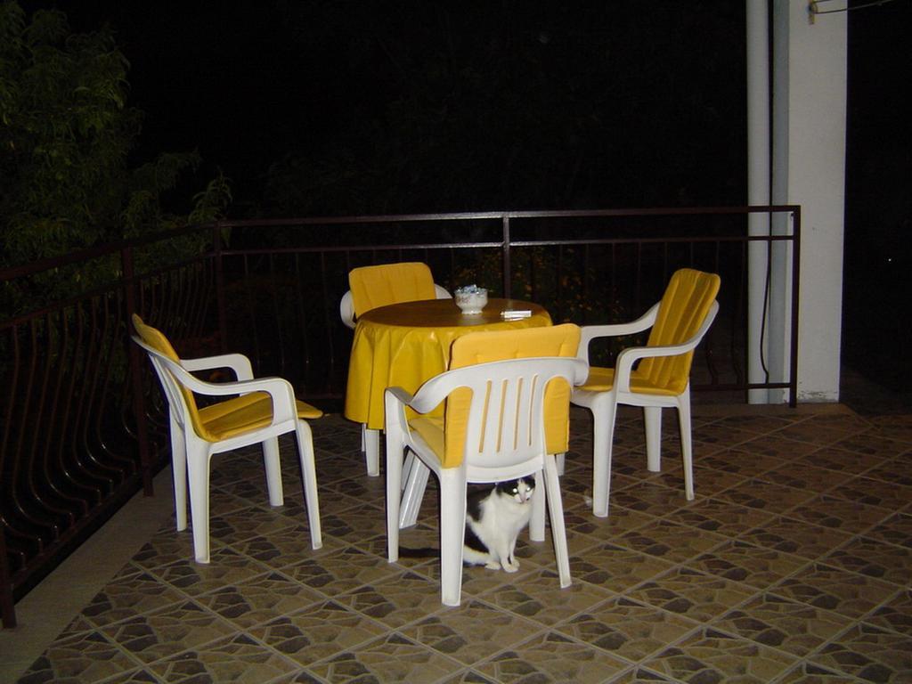 Holiday Home Bokokotorski Zaliv Luaran gambar