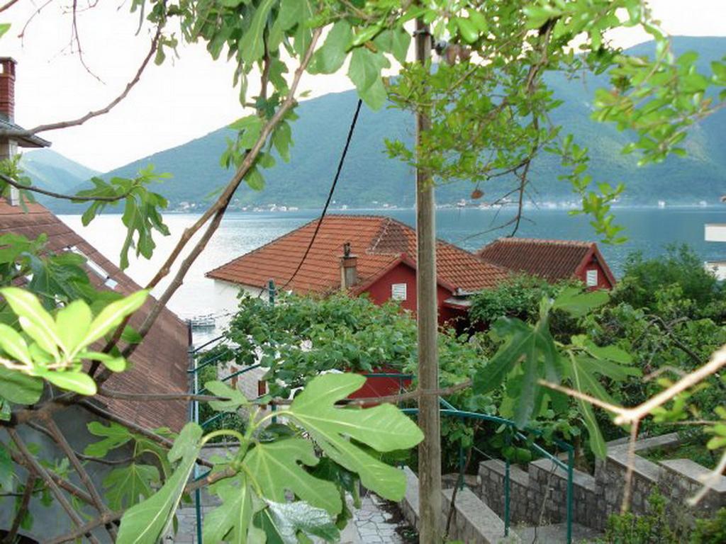 Holiday Home Bokokotorski Zaliv Luaran gambar