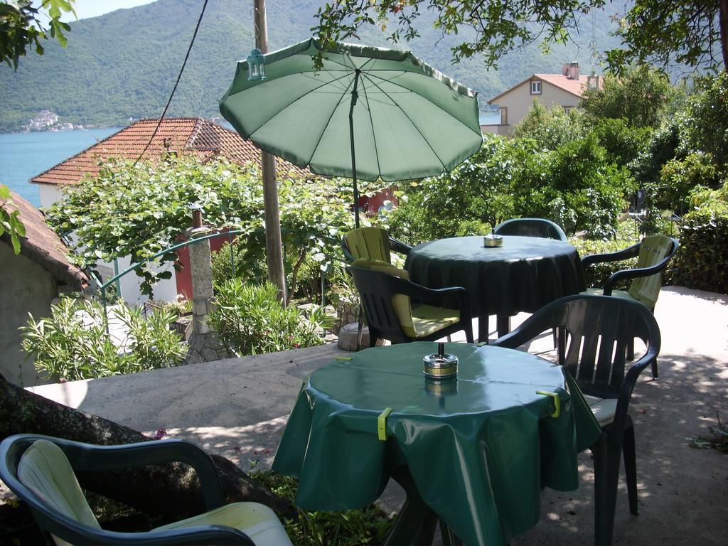 Holiday Home Bokokotorski Zaliv Luaran gambar